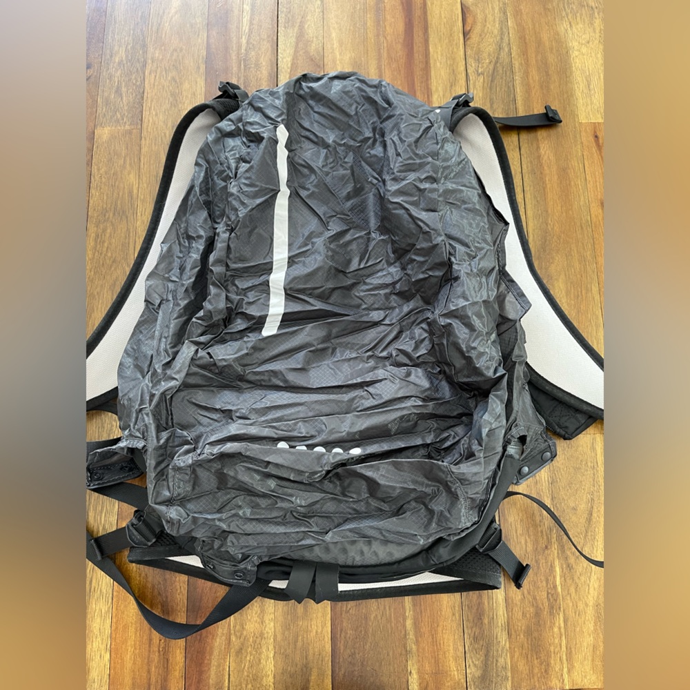 Nike running backpack with rain cover shoe compartment gray gym bag travel bag - Picture 4 of 13